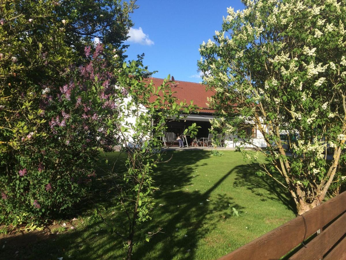 Familienzimmer Neumarkt in der Oberpfalz Luaran gambar